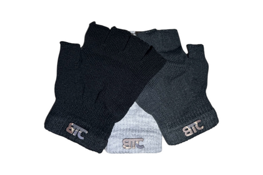 LIGHTWEIGHT FINGERLESS GLOVES